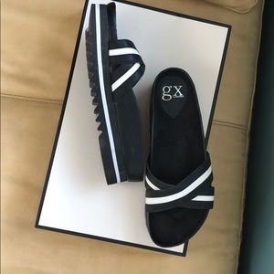 Gwen stefani GX slides sporty black/white